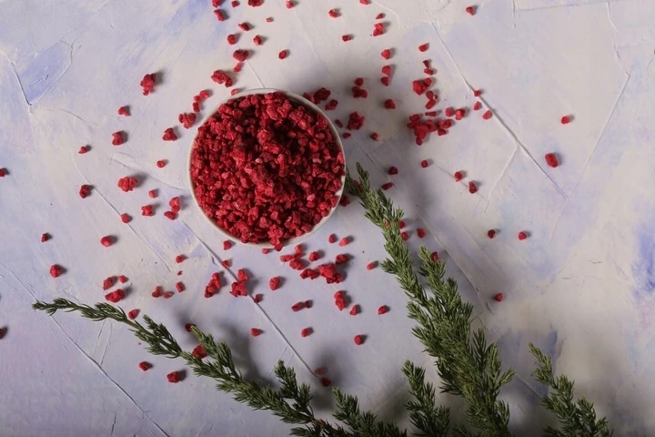 Liofilizuotos aviečių kruopos 50g FREEZE-DRIED RASPBERRY PREMIUM kokybės