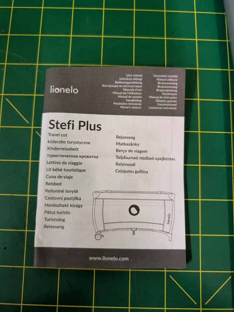 LIONELO Stefi Plus kelioninė lovelė Žalias