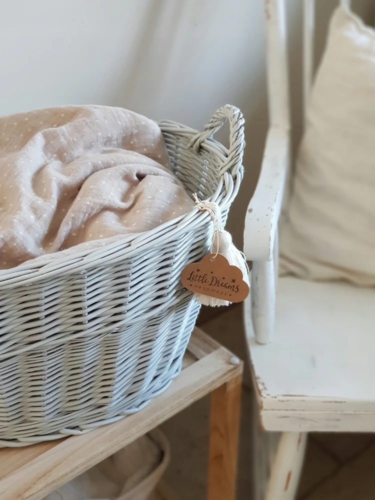 Little Dreams KOSZ WIKLINOWY OWALNY NA ZABAWKI JASNY PILKA