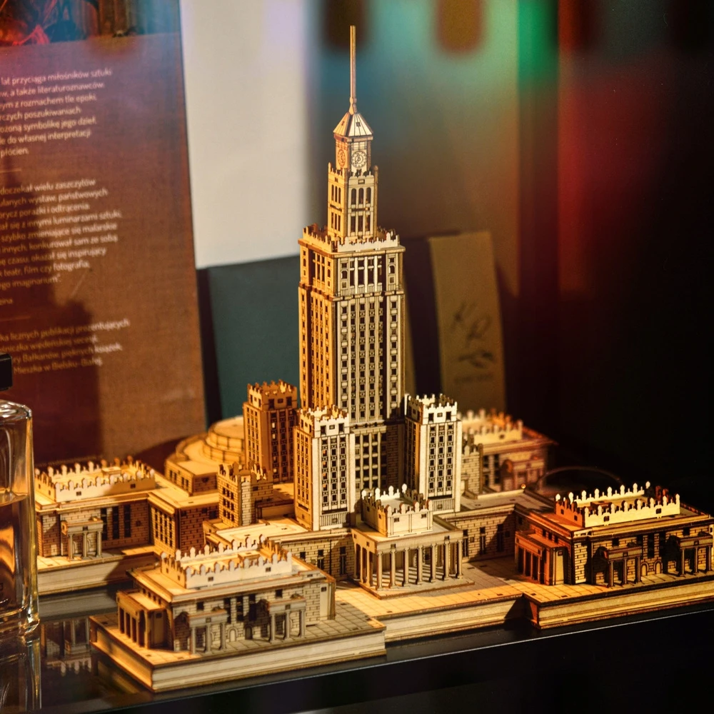 Little Story Medinis 3D galvosūkis Varšuvos kultūros ir mokslo architektūros rūmų modelis