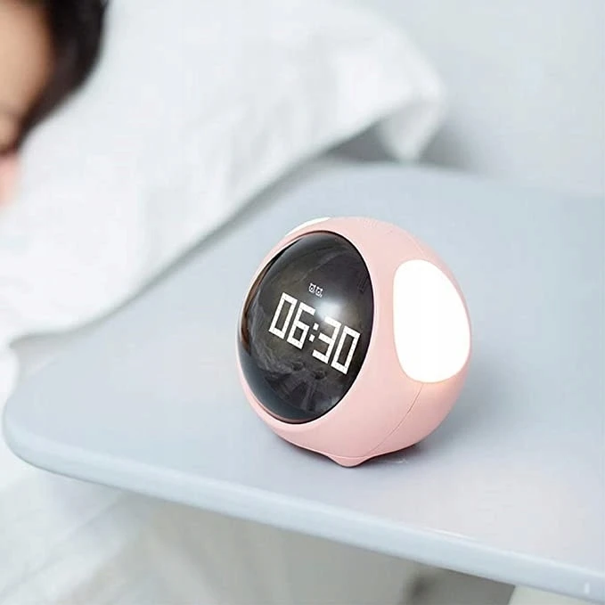 Lova Nest BUDZIK ELEKTRONICZNY ZEGAR Z TEMPERATURĄ ALARMEM GŁOŚNY EMOJI ROŽINĖ