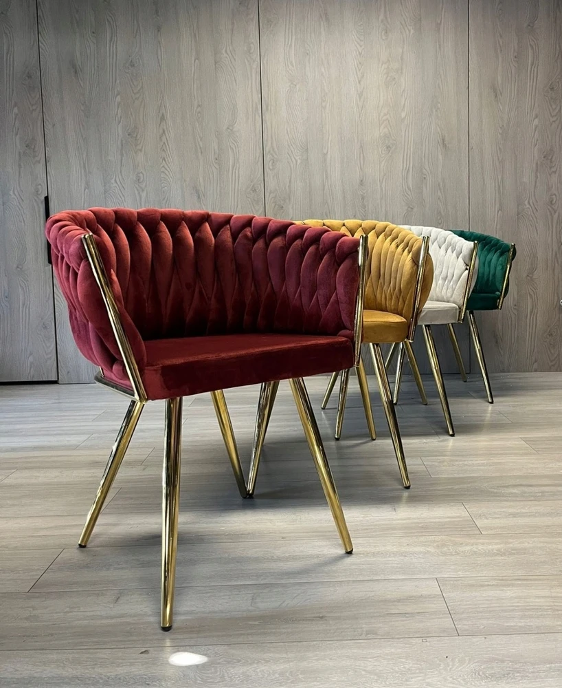 Lugano Glamour aksominis pintas fotelis, bordo spalvos, pintinė kėdė, auksinės tualetinio stalo kojos