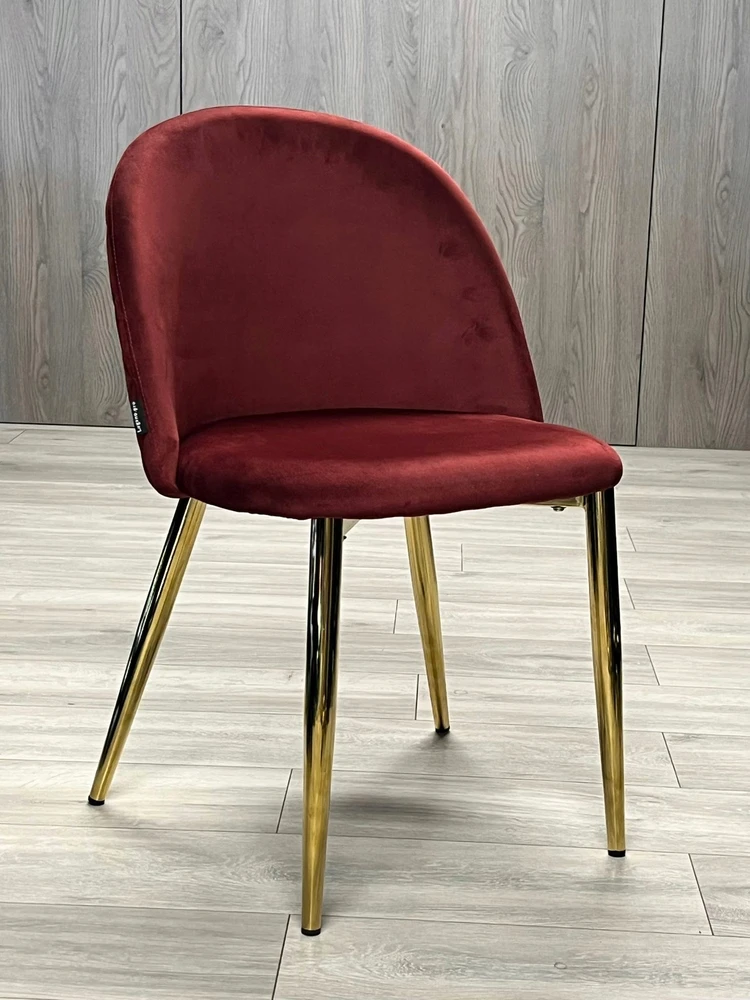 Lugano Glamour GLORIA minkšta bordo spalvos aksominė kėdė svetainei, virtuvei, valgomajam