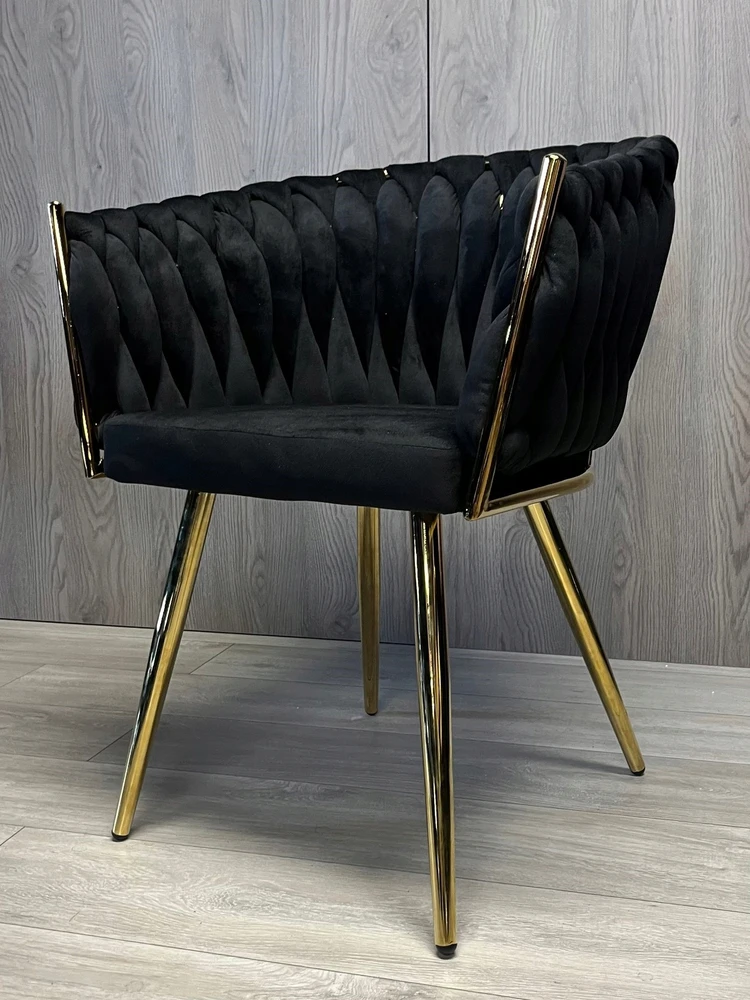 Lugano Modernus juodas "velvet" fotelis su auksinėmis kojomis