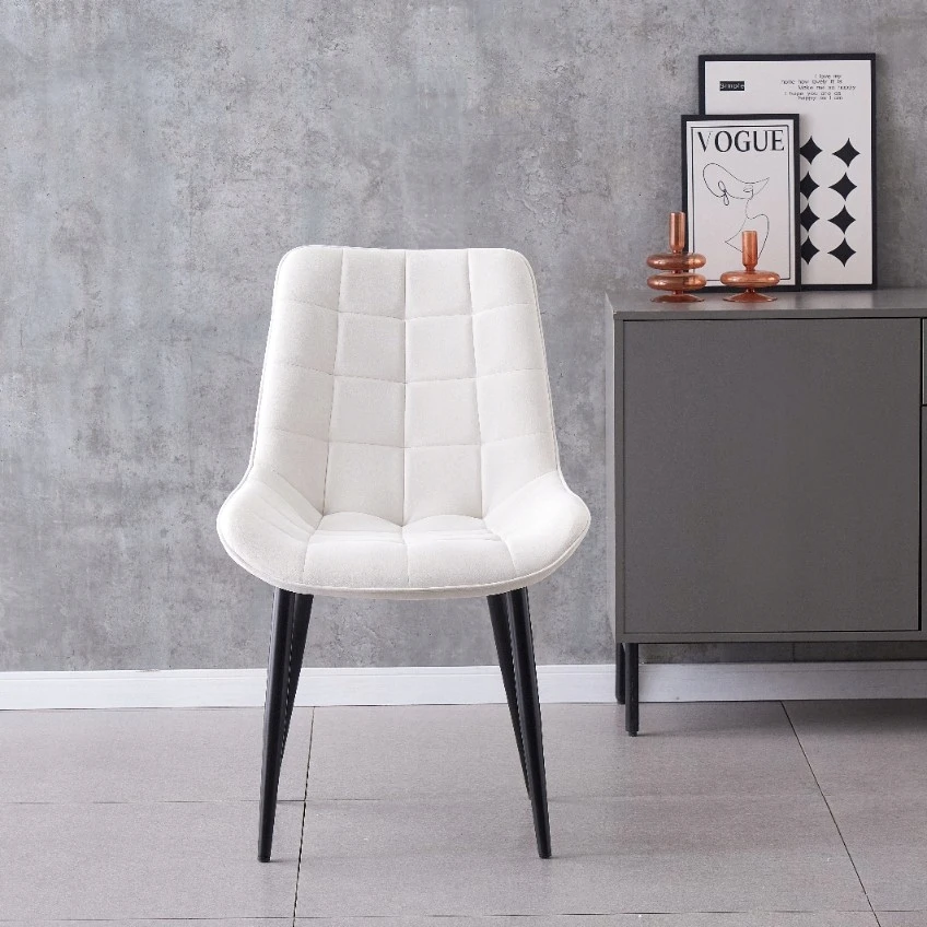 Luxury4Home Ecru veliūrinė dygsniuota MALMO minkšta kėdė
