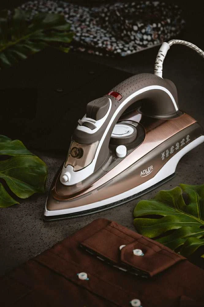 Adler | Lygintuvas | AD 5030 | Garų lygintuvas | 3000 W | Vanduo tank capacity 310 ml | Continuous steam 20 g/min | Brown