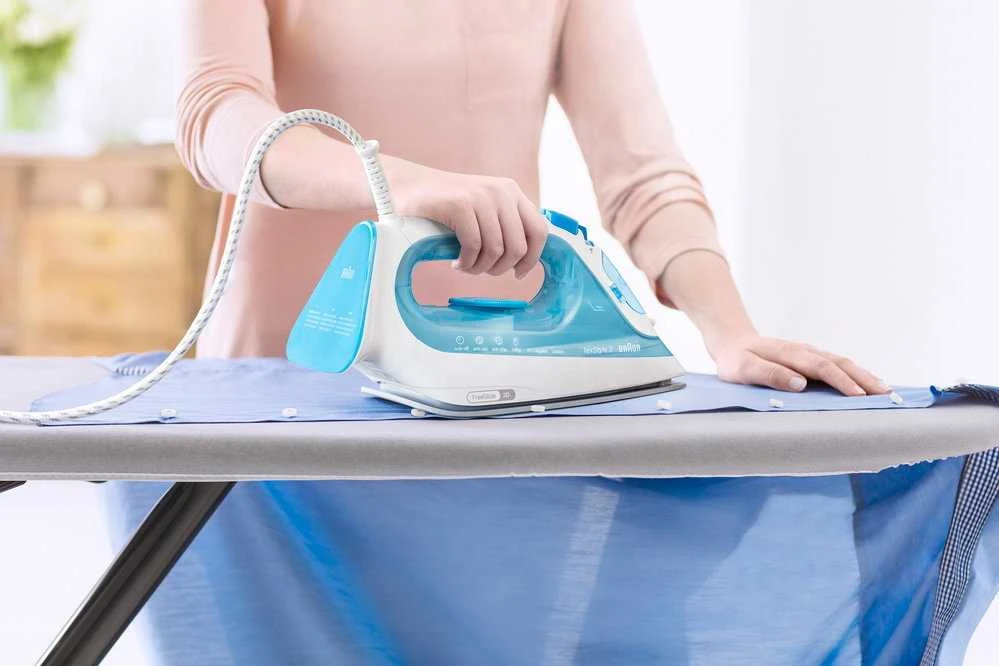 Braun TexStyle 3 Garų lygintuvas SI 3053 Mėlyna Keraminis padas Mėlyna 2400 W