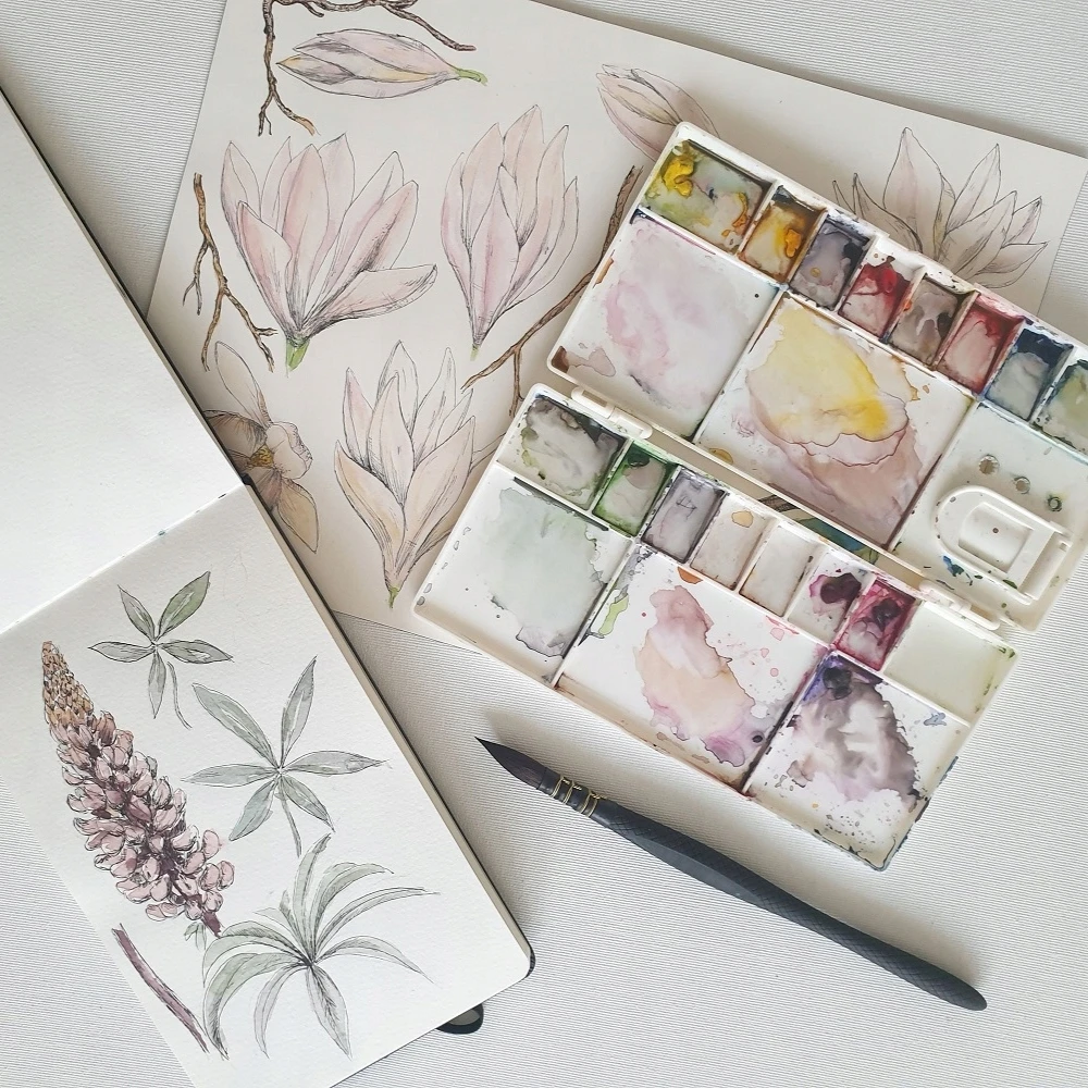 Makaszka „Makashka Dream Garden“ aksominė drugelio pagalvė