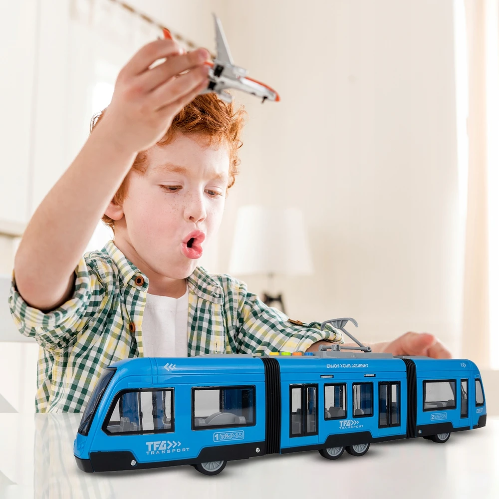 Malplay Žaislinis tramvajus su garsu ir šviesa ir atidaromomis durimis