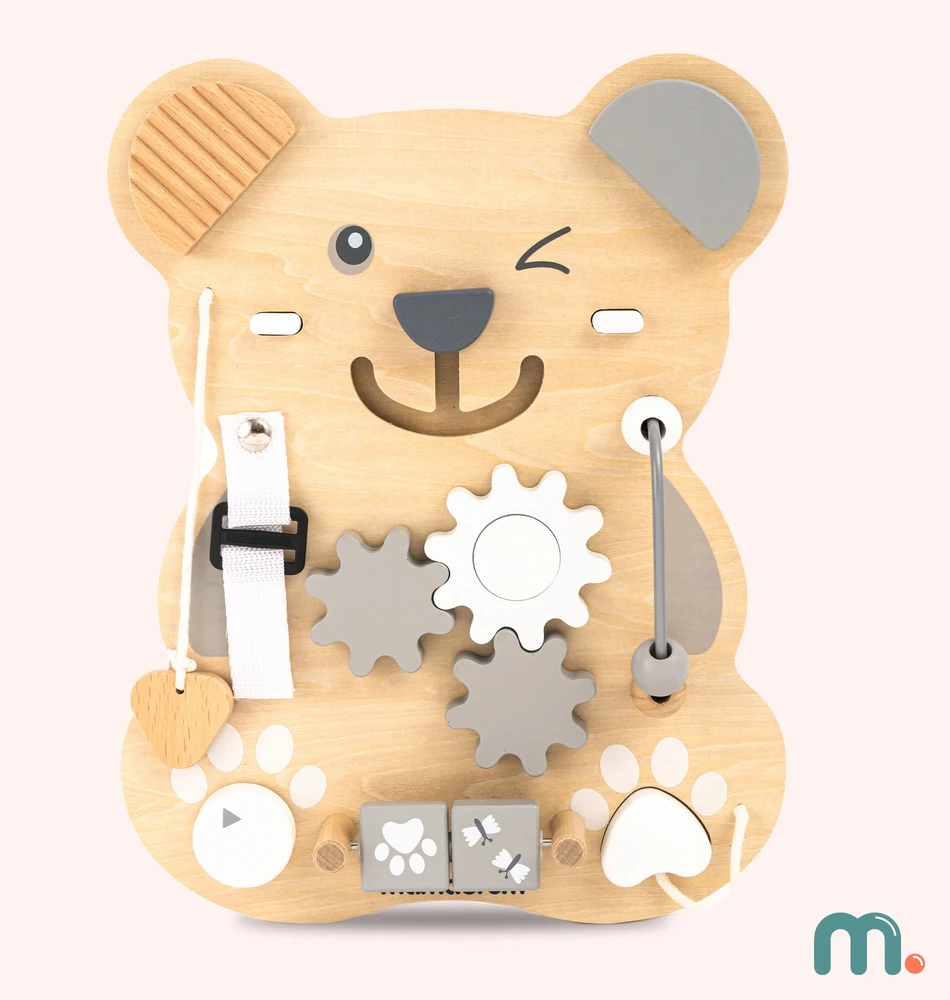 Mamabrum Montessori 10-in-1 medinė manipuliavimo lenta Sensory meškiukas