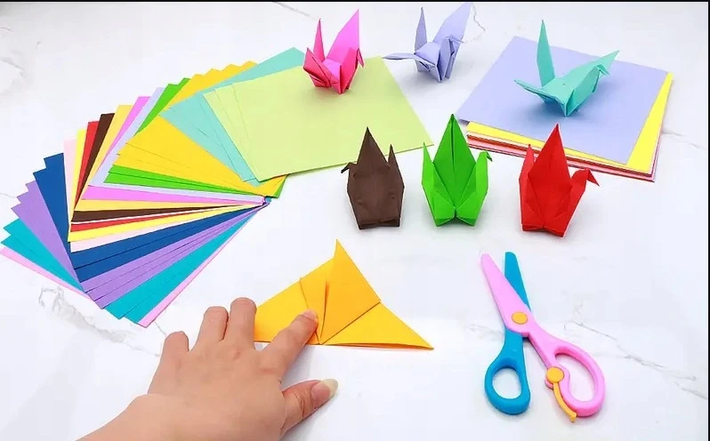 Martius SPALVOTAS ORIGAMI POPIERIUS 20x20 cm VAIKŲ KŪRYBINIAI DARBAI 100 LAPŲ