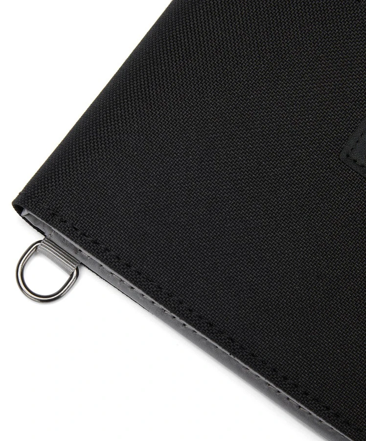 Maža vyriška piniginė Pacsafe RFIDsafe su RFID apsauga – juodos spalvos