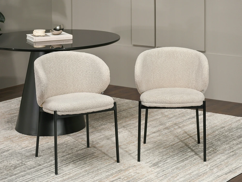 Mebel Partner CHIC PATOGI MAREN VALGOMO KĖDĖ, KREMINĖ, ANT JUODO PAGRINDO