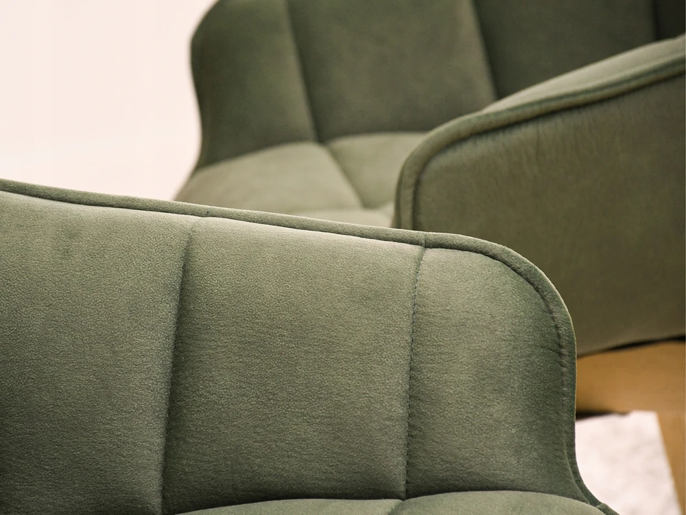 Mebel Partner DESIGNER MINŠTA SUKAMA KĖDĖ SU porankiais ARUBA Ąžuolo kojos