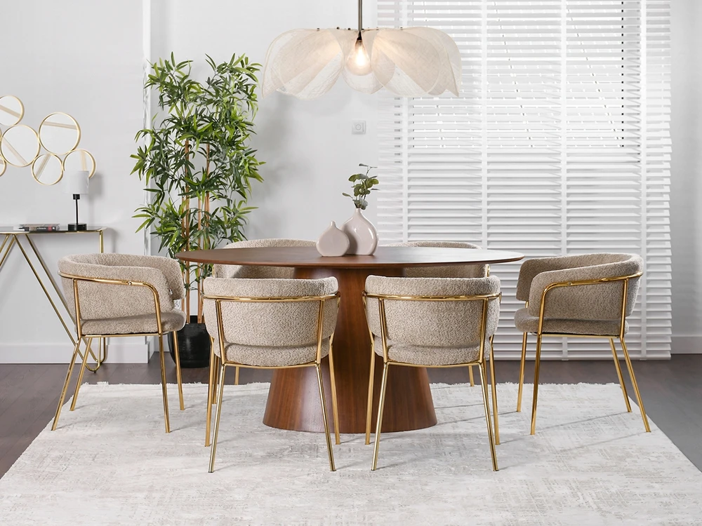 Mebel Partner ELEGANTIŠKA PATOGI SORIN BOUCLE BEIGE KĖDĖ AUKSINĖMIS KOJĖLĖMIS