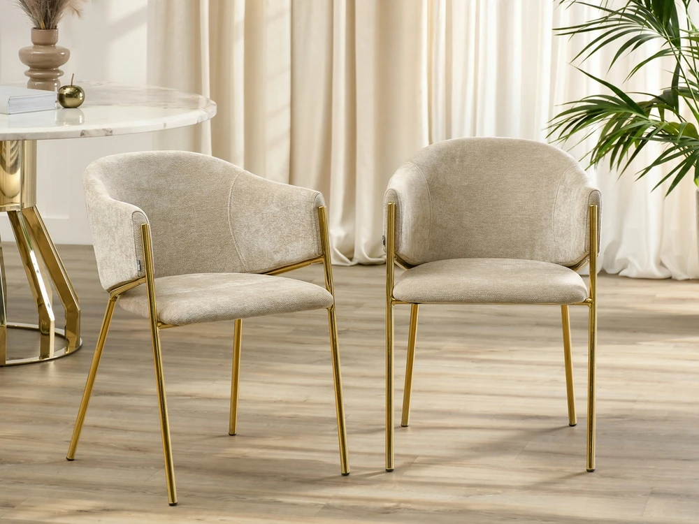 Mebel Partner Elegantiška smėlio spalvos MINŠTA KĖDĖ SU CLOE porankiais Auksinėmis kojomis