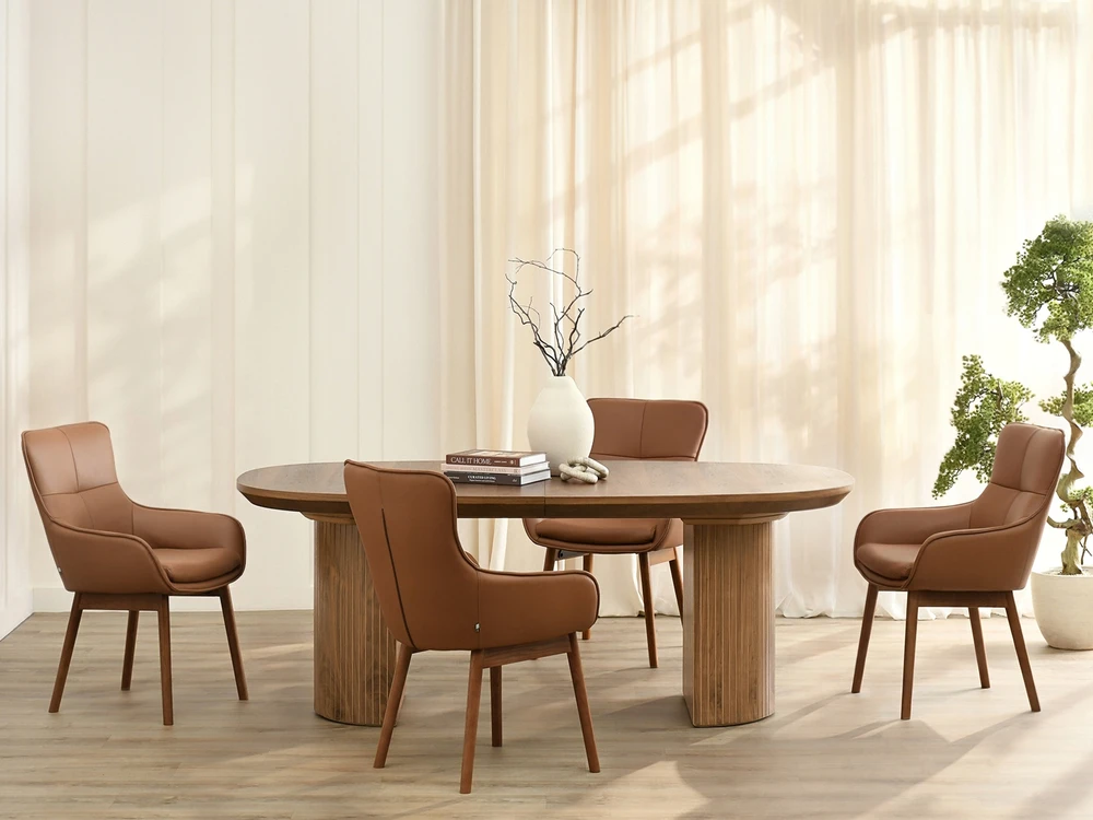 Mebel Partner ELEGANTIŠKOS ODINĖS KĖDĖS SU SIUVĖMIS IR RANKŲ ATRAŠKAIS CORDIA GRAIKIETŲ RIEŠUTŲ