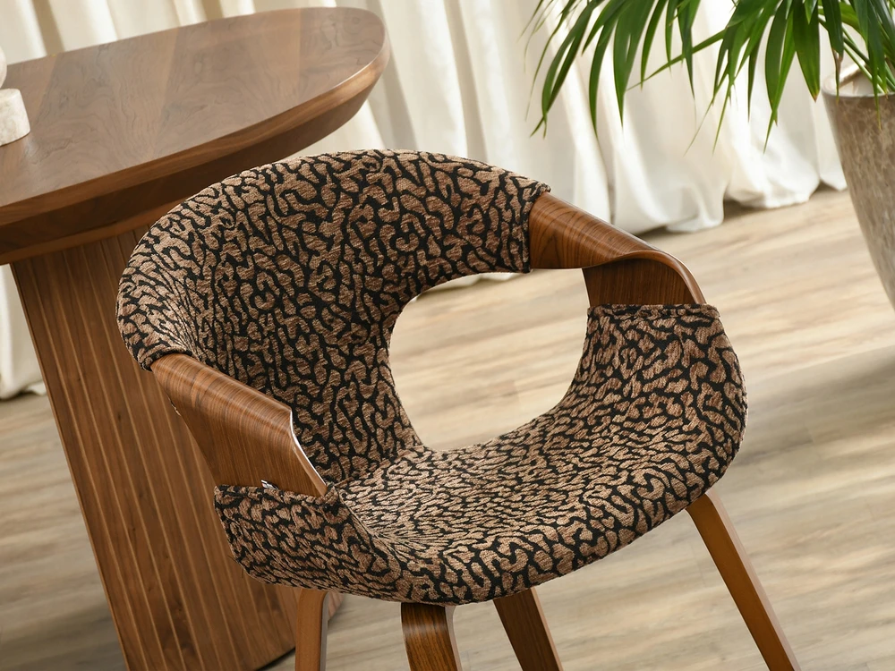 Mebel Partner ERGONOMINĖ KĖDĖ, MINŠTA LEOPARDŲ DĖMĖMIS