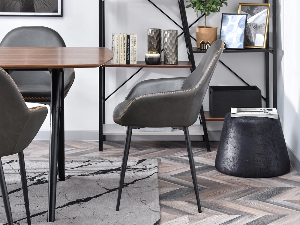 Mebel Partner LOFTOS KĖDĖ SVETAINEI IŠ EKO ODOS SU GEMMA GRAFITO PILKA SUSIUVĖMIS