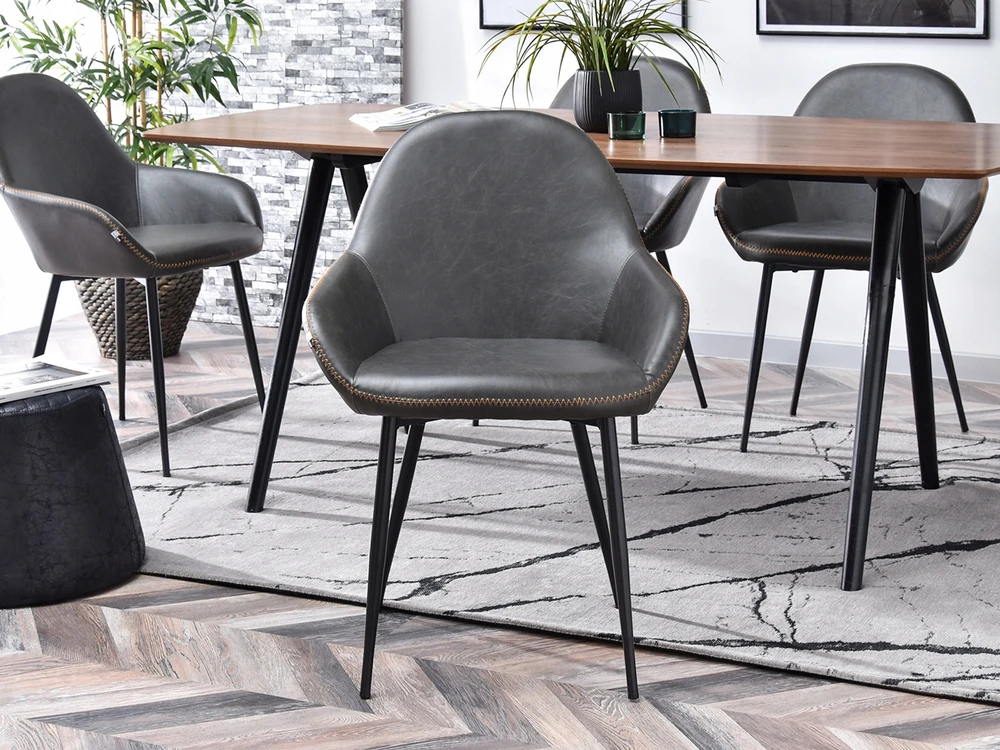 Mebel Partner LOFTOS KĖDĖ SVETAINEI IŠ EKO ODOS SU GEMMA GRAFITO PILKA SUSIUVĖMIS