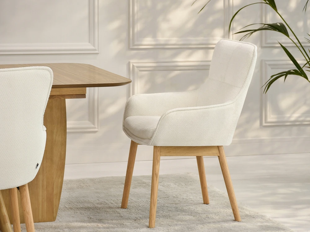 Mebel Partner MINIMALISTINĖ MINŠTA KĖDĖS KREMĖ Baltas CORDIA ĄŽUOLO PAGRINDAS