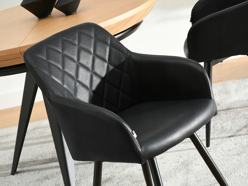 Mebel Partner MODERNI KŪDINĖ KĖDĖ SU PASUKIAMA SĖDYNE LOGAN JUODOS EKO ODA