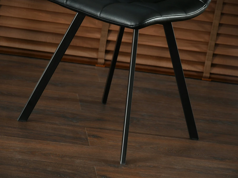 Mebel Partner MODERNI ODINĖ VIRTUVĖS KĖDĖ SU SUSIŪVIMU LUGO PAGRINDU JUODA