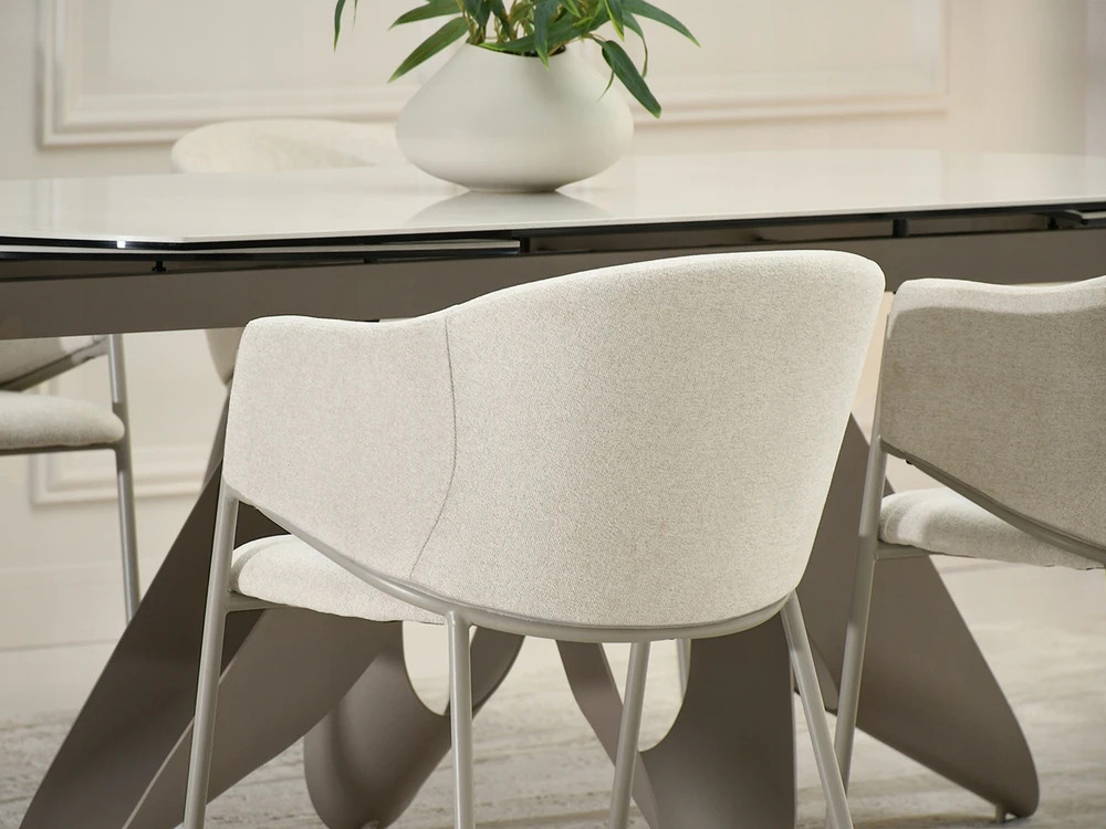 Mebel Partner MODERNI SVETAINES KĖDĖ SU RANKŲ ATRAŠKAIS CREAM CLOE Pilkas PAGRINDU