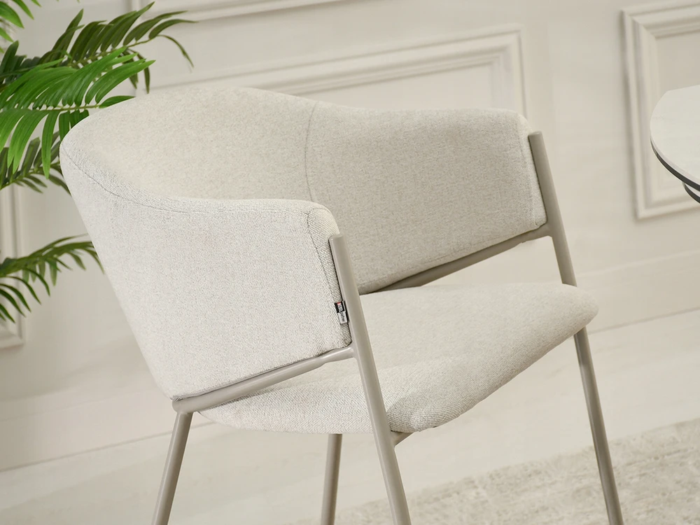 Mebel Partner MODERNI SVETAINES KĖDĖ SU RANKŲ ATRAŠKAIS CREAM CLOE Pilkas PAGRINDU