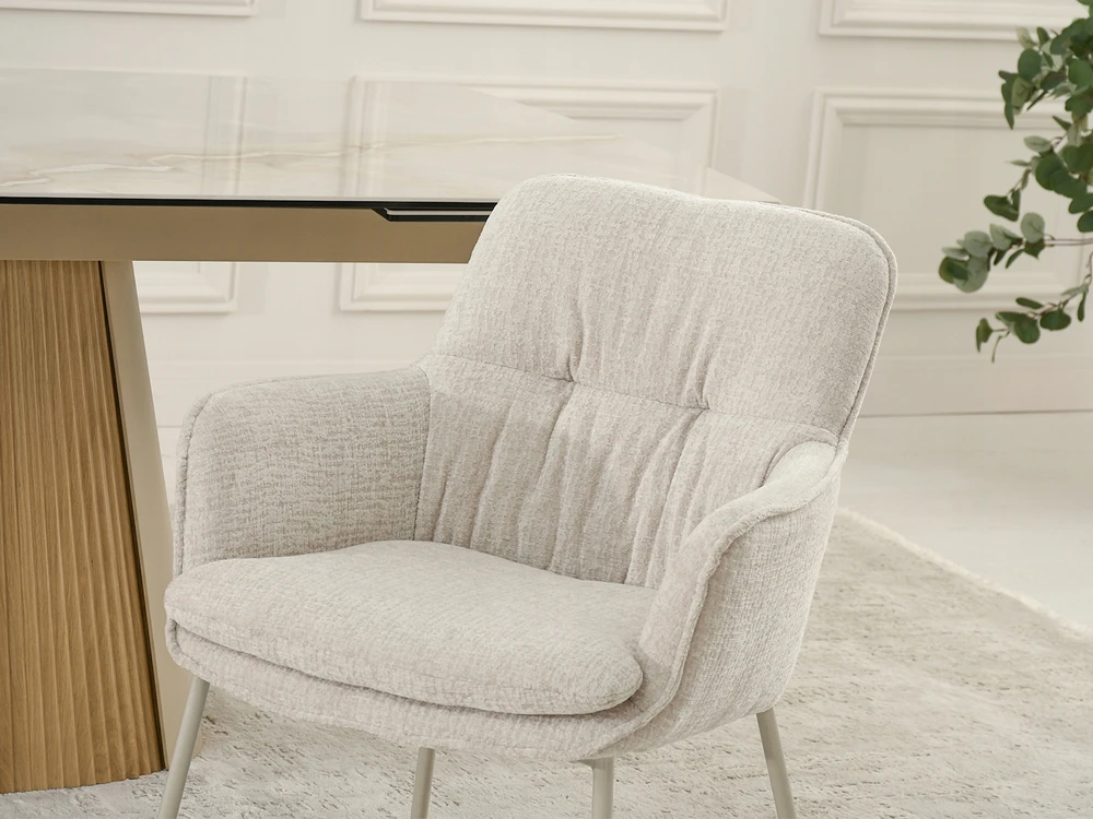 Mebel Partner PATOGI KAUŠINĖ KĖDĖ SU RANKŲ ATRANKAIS BEIGE RAFIR BEIGE