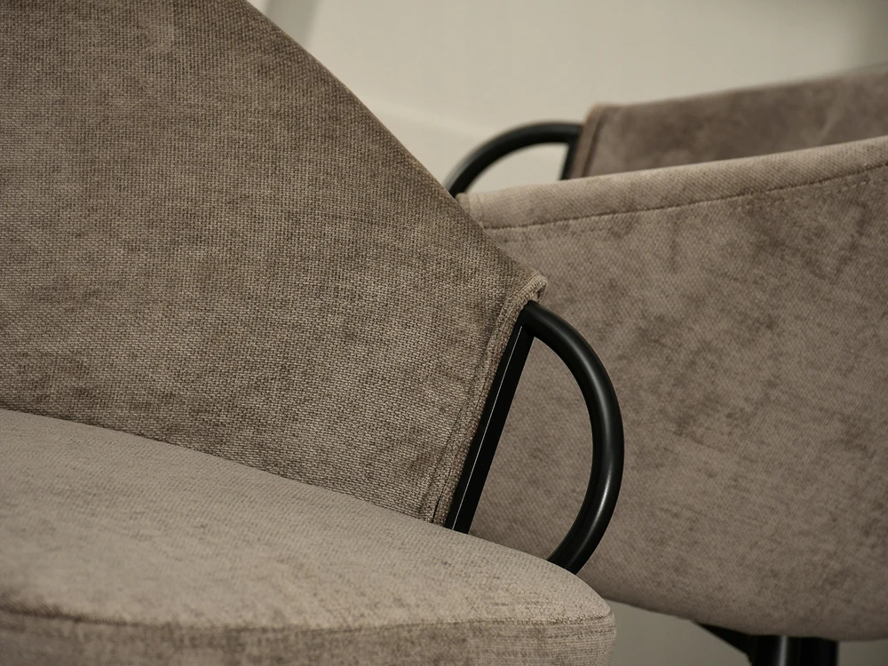 Mebel Partner PATOGI KĖDĖ AUKŠTOS KOJĖS PONKURIAI CLARA SAND Juodas