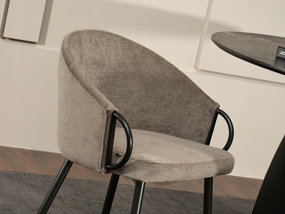 Mebel Partner PATOGI KĖDĖ AUKŠTOS KOJĖS PONKURIAI CLARA SAND Juodas