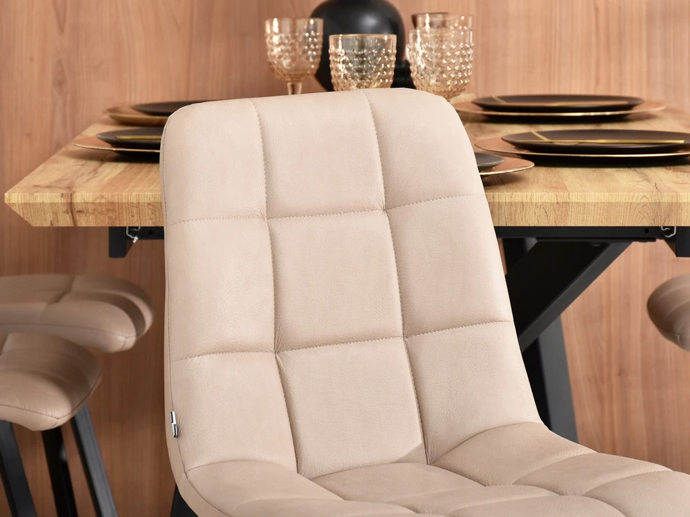 Mebel Partner SIAURA LUGO BEIGE VALGOMO KĖDĖ, EKO ODA, SIŪVIMAS, ĮGŪDINGOS KOJOS, JUODOS