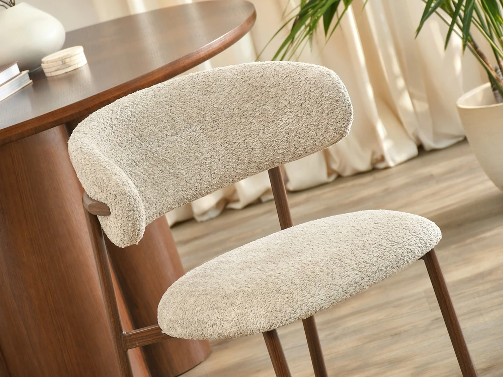 Mebel Partner STILINGA VALGOMO KĖDĖ SU APVALINTA NUGARA TAMSIAI BEIGE IZOLDA GRAIKIŲ RIEŠUTĖ
