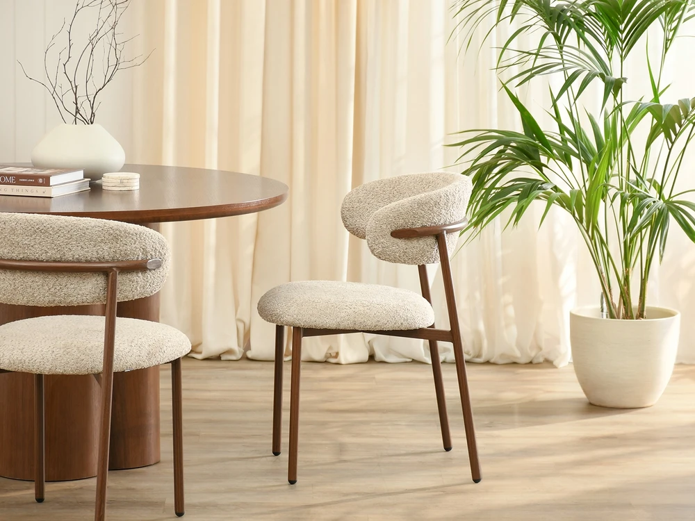 Mebel Partner STILINGA VALGOMO KĖDĖ SU APVALINTA NUGARA TAMSIAI BEIGE IZOLDA GRAIKIŲ RIEŠUTĖ