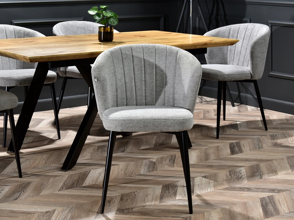 Mebel Partner SVETAINĖS KĖDĖS KOMFORTAS ŠVIESUS MINKLOS KOJOS JUODOS ZITA PILKOS