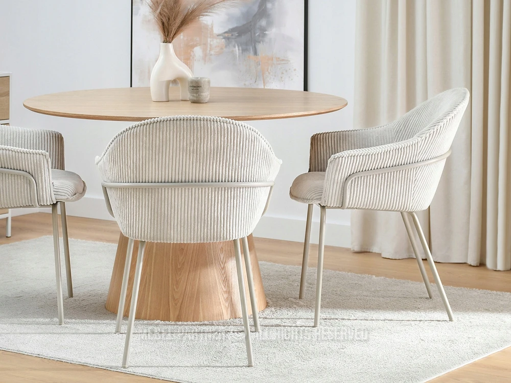 Mebel Partner ŠVIESUS VIVIEN ŠVIESIAI BEIGE VIDUTINĖ KĖDĖ SU SMĖLĖS KOJĖLĖMIS