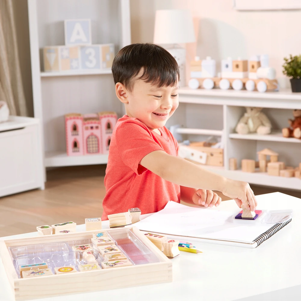 Dėlionė MELISSA & DOUG žaidimų rinkinys „Stamp-a-Scene-Fėjų sodas“
