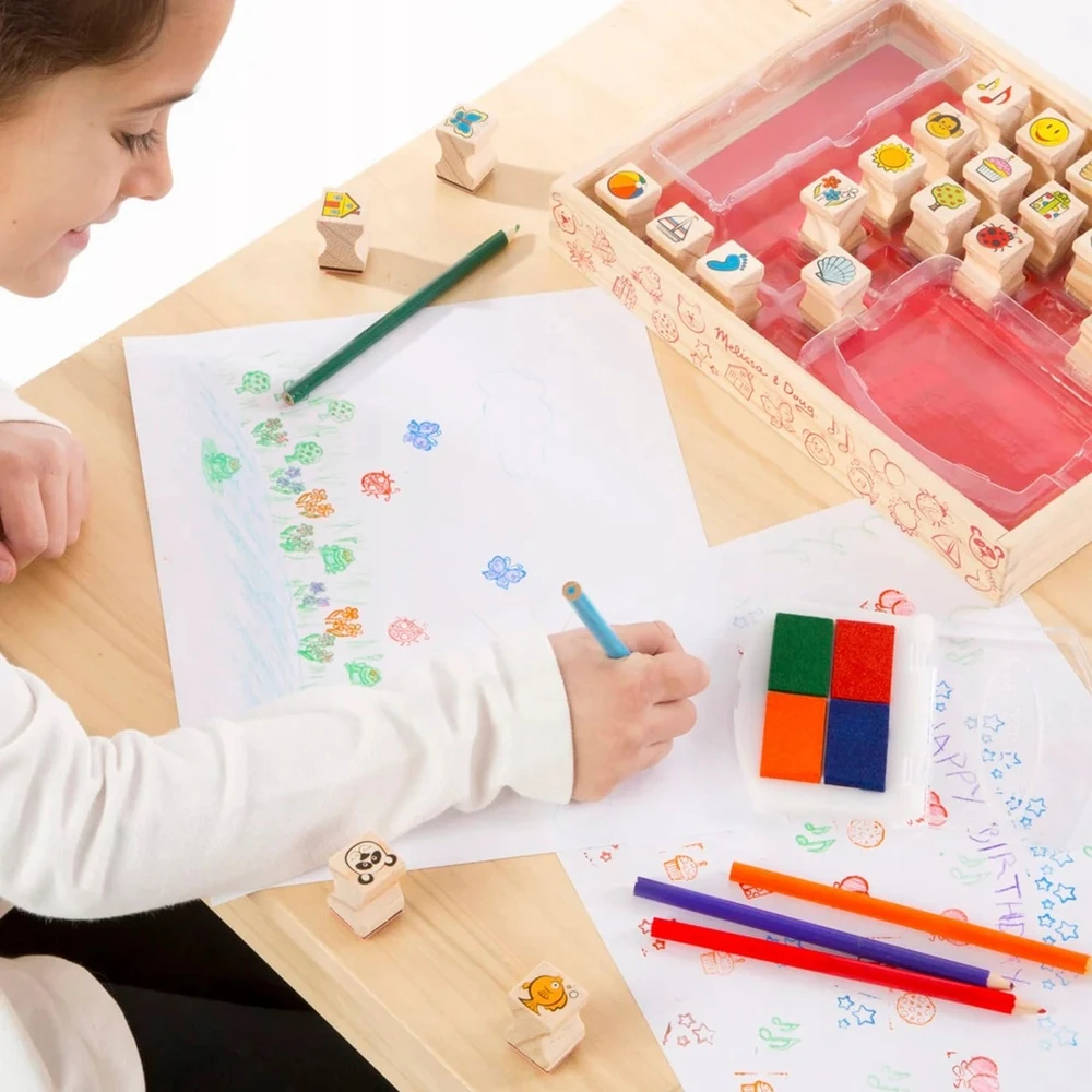 Melissa & Doug Rinkinys Mediniai antspaudai + Kreidelės Antspaudai 26 dizaino MelissaDoug rašalai