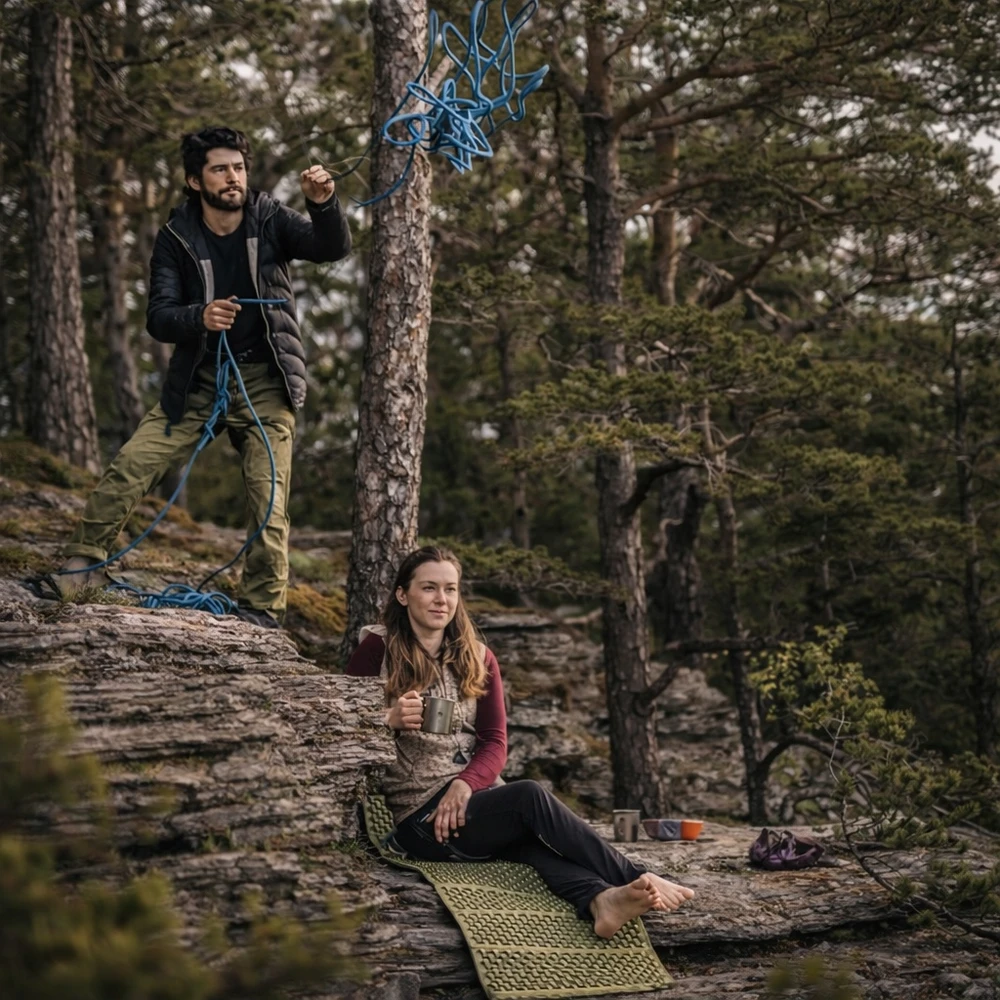 Mensen SULANKSTAMAS ATRAMIMO KILIMAS TURISTŲ IŠGYVENIMO PAPLŪDŽIO KARINIS KEMPINGAS 188cm