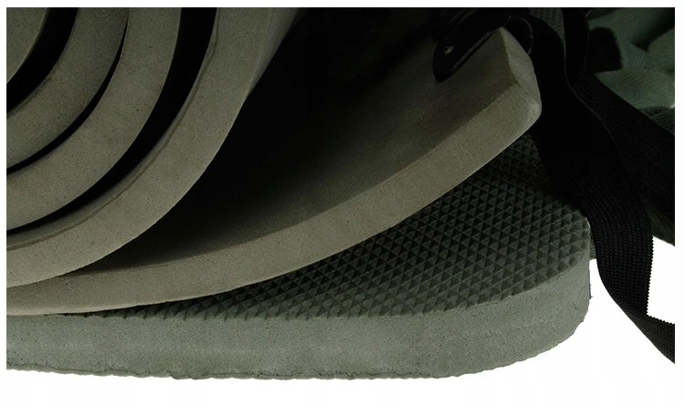 Mil-Tec DUTCH OD SLEEPING PAD WITH STRAPS