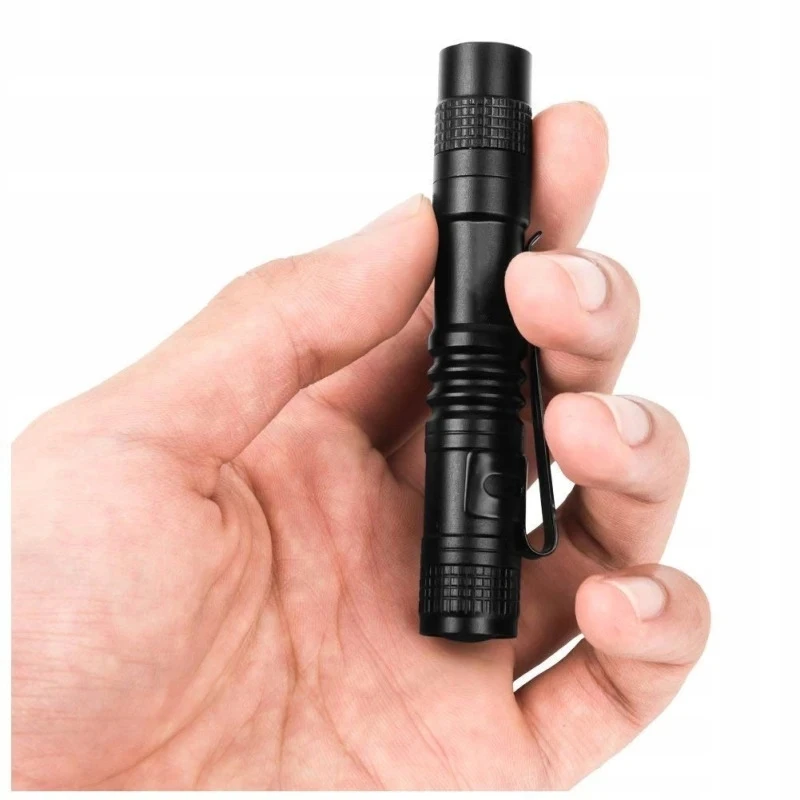 Mini LED žibintuvėlis su segtuku 300LM Galingas LED 9cm