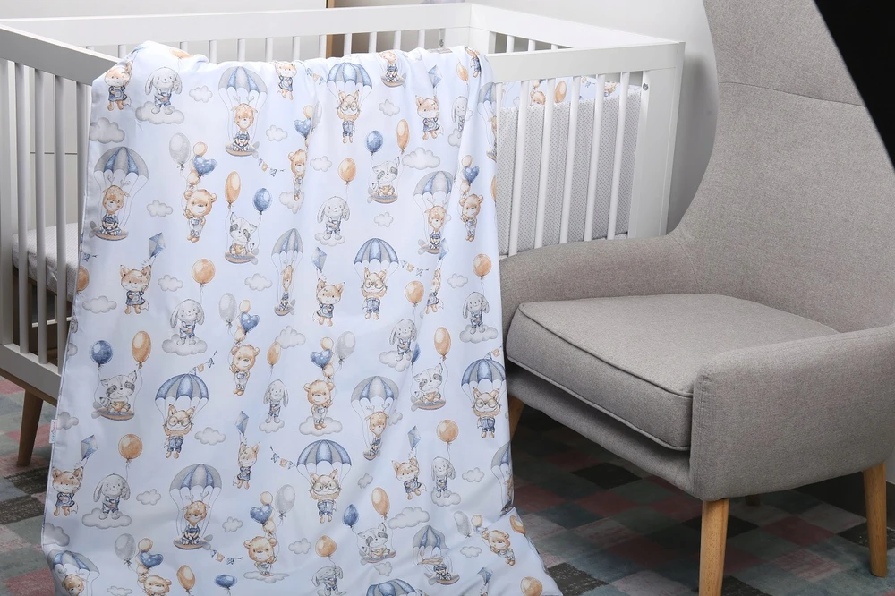 Minkšta kūdikio lovytės apsauga Babymam Balionai, 180x30 cm, mėlyna