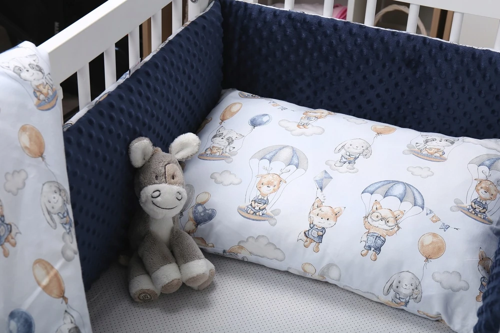 Minkšta kūdikio lovytės apsauga Babymam 180x30, mėlyna