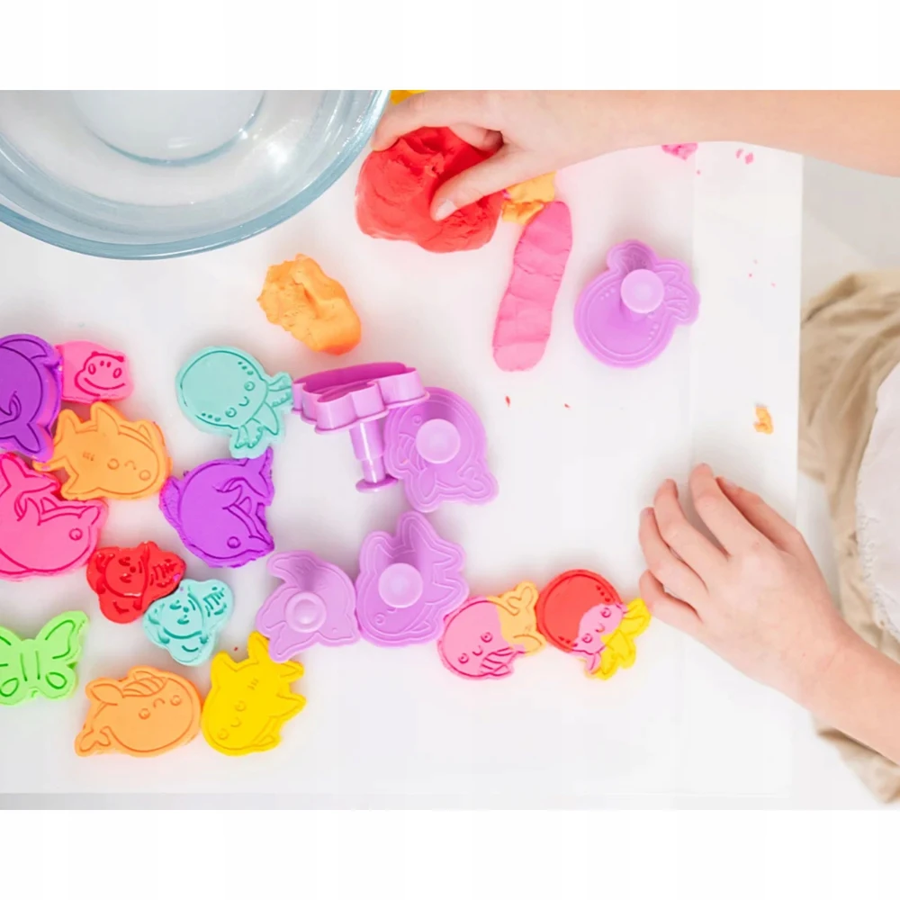 Misiolina Raudonas plastikinė pasta Epee su pelėsiu, lengva, tampri, minkšta