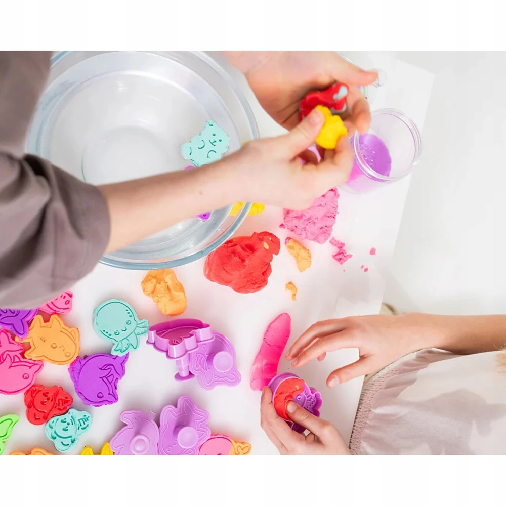 Misiolina Raudonas plastikinė pasta Epee su pelėsiu, lengva, tampri, minkšta