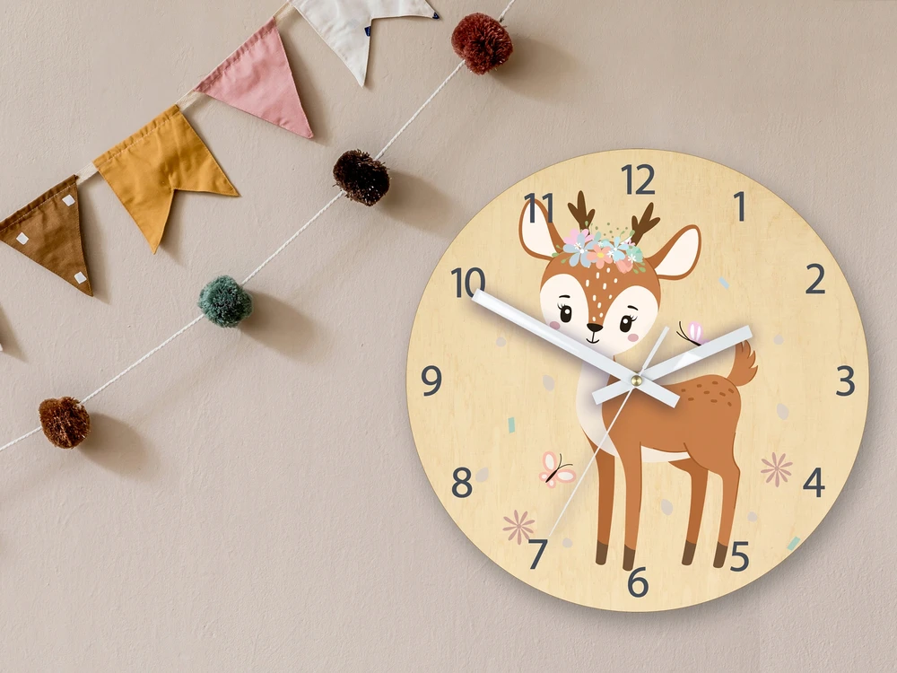 Modernclock Laikrodis ścienny Jelonek su kwiatami dla dziecka-CICHY