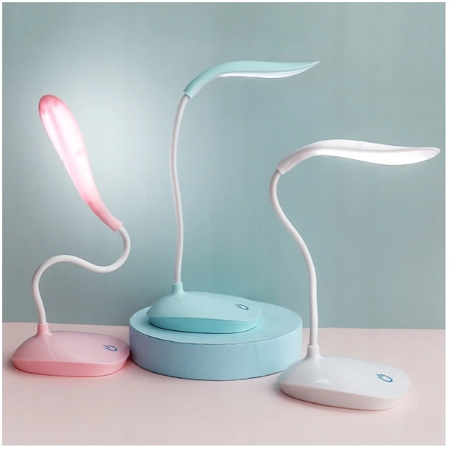 MOKYKLINĖ LED MOKYKLINĖ LIETUVIŠKA LEMPUTĖ, USB STOVIMOSI, BELAIDĖ