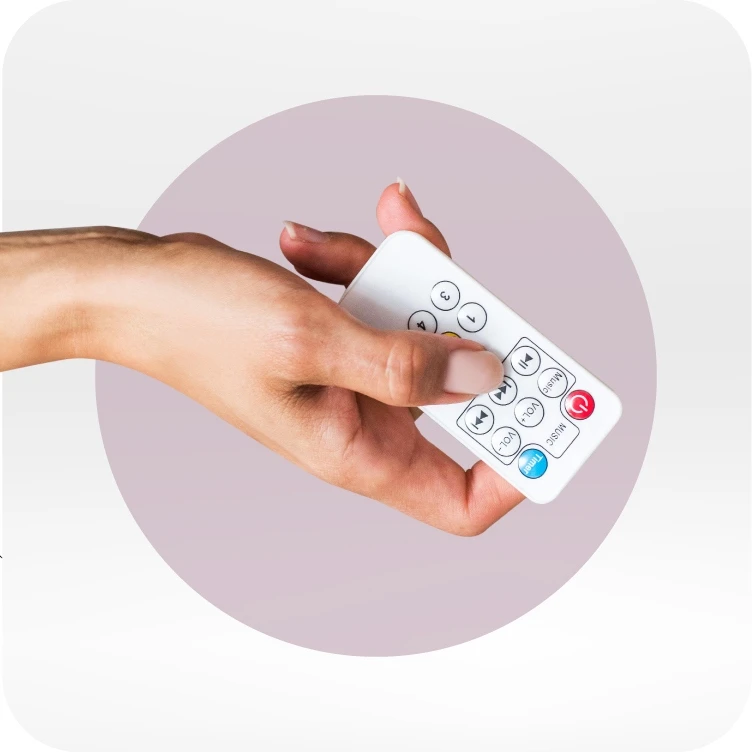 MoMi KENANI tamsus elektrinis rokeris - bounceris su bluetooth melodijomis ir nuotolinio valdymo pulteliu