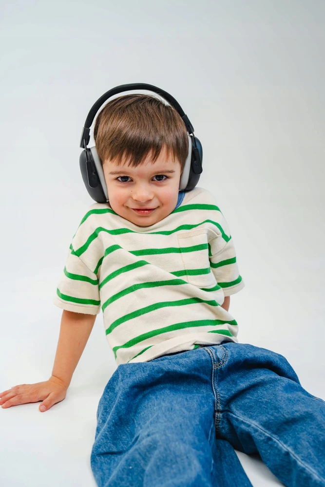 Momini kids noise-reducing earmuffs Milo Juodas